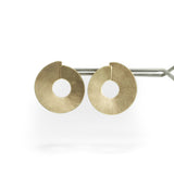 nishnabotna 14k yellow gold disk stud earrings