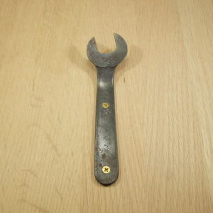 nishnabotna wrench coat hook