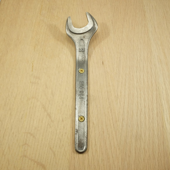 nishnabotna wrench coat hook