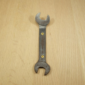 nishnabotna wrench coat hook